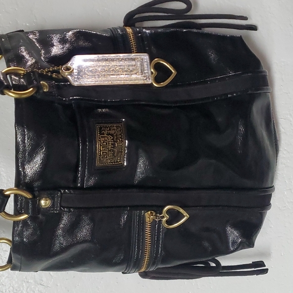 Coach Daisy Liquid Gloss Pocket Patent Tote - Picture 2 of 10